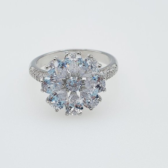 🍂 925 Silver Plated Beautiful White Flower CZ Wedding Ring, FB16FA1132 - Picture 10 of 11